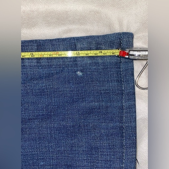 Men's Distressed Blue Jeans. Buffalo 🦬 jeans. Made in USA 🇺🇸 - Picture 6 of 7